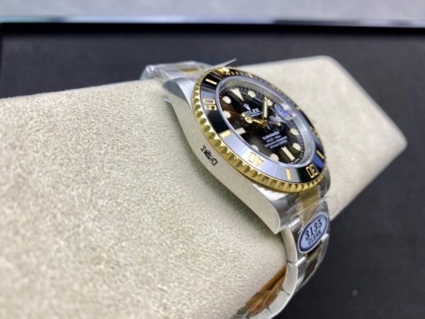 Rolex Submariner Date Yellow Gold Swiss Made 5A - Image 5