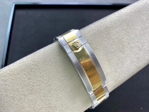 Rolex Submariner Date Yellow Gold Swiss Made 5A - Image 6
